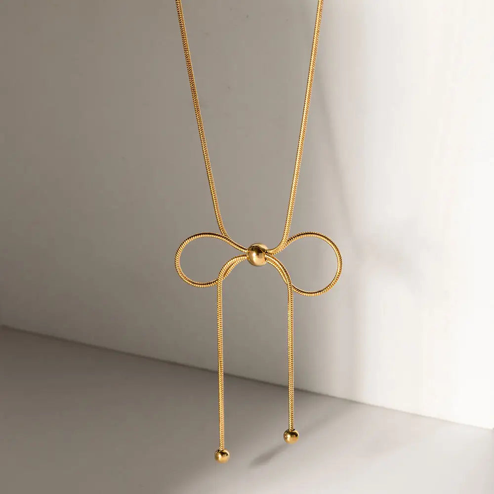 COLLAR NUDO COQUETE