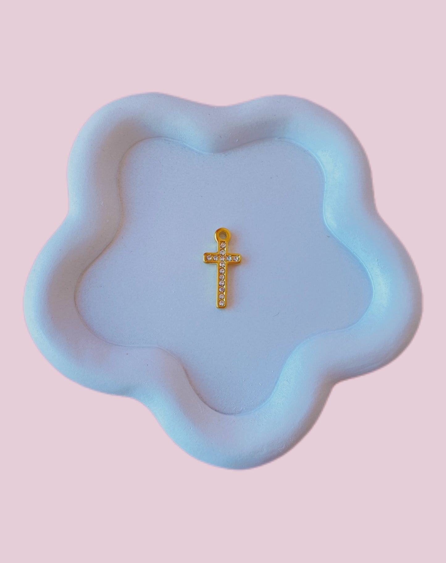 CHARMS CRUZ