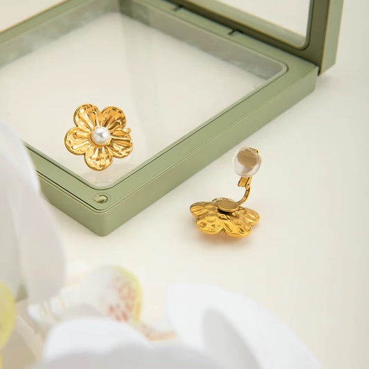 ARETES CLIP FLOR