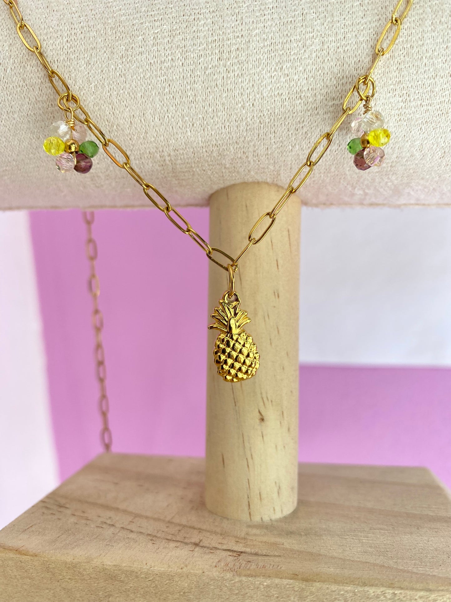 COLLAR CHARMS PIÑA