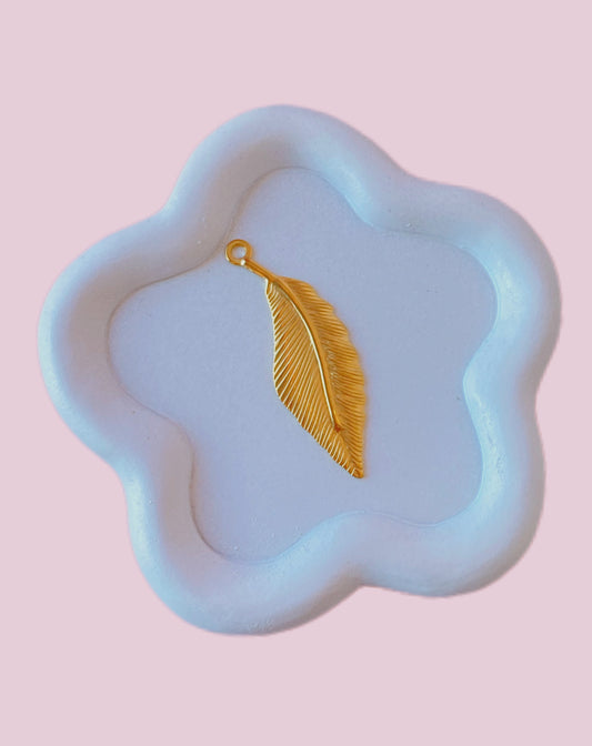 CHARMS HOJA DORADA
