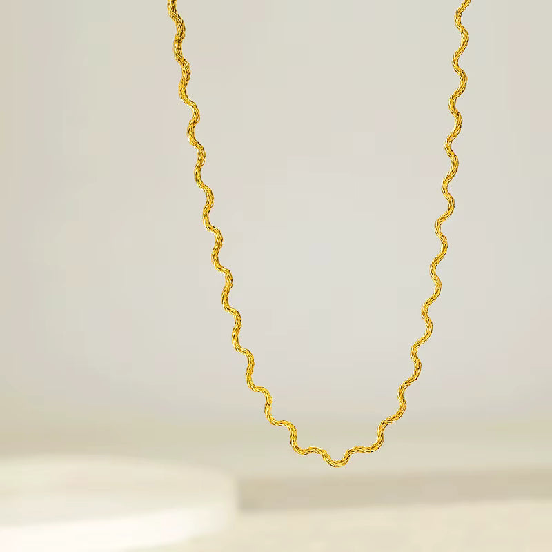 COLLAR ONDA TORCIDA