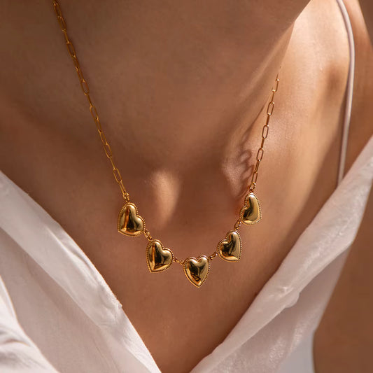 COLLAR FIVE CHARMS