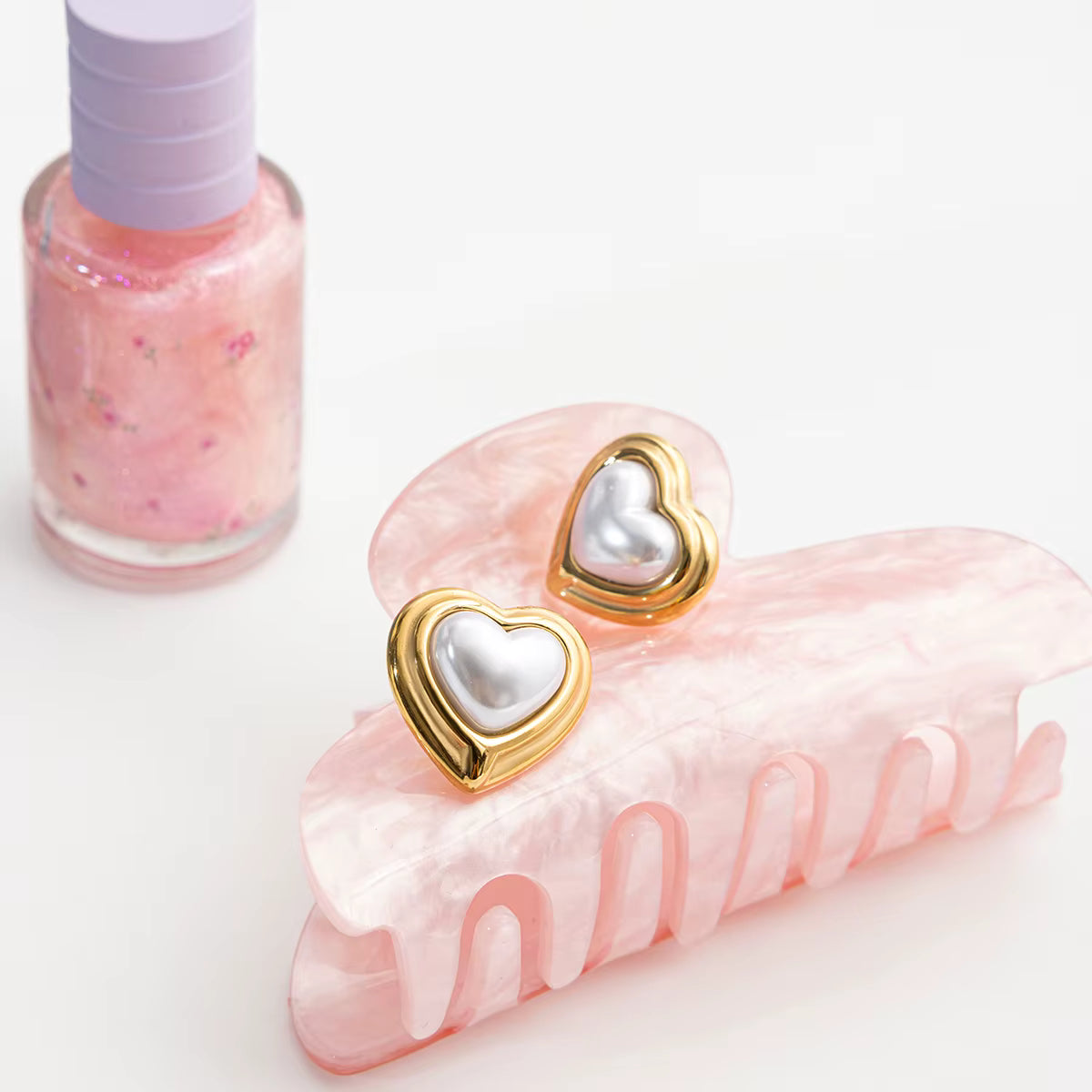 ARETES CORAZON WHITE